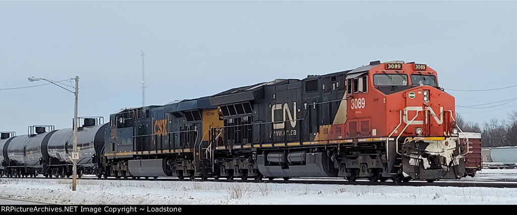 CN 3089 CSXT 3228